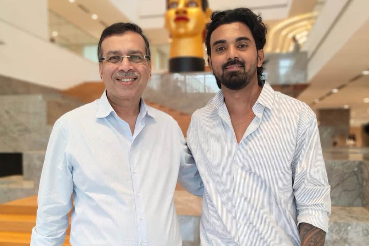 Sanjiv Goenka with KL Rahul